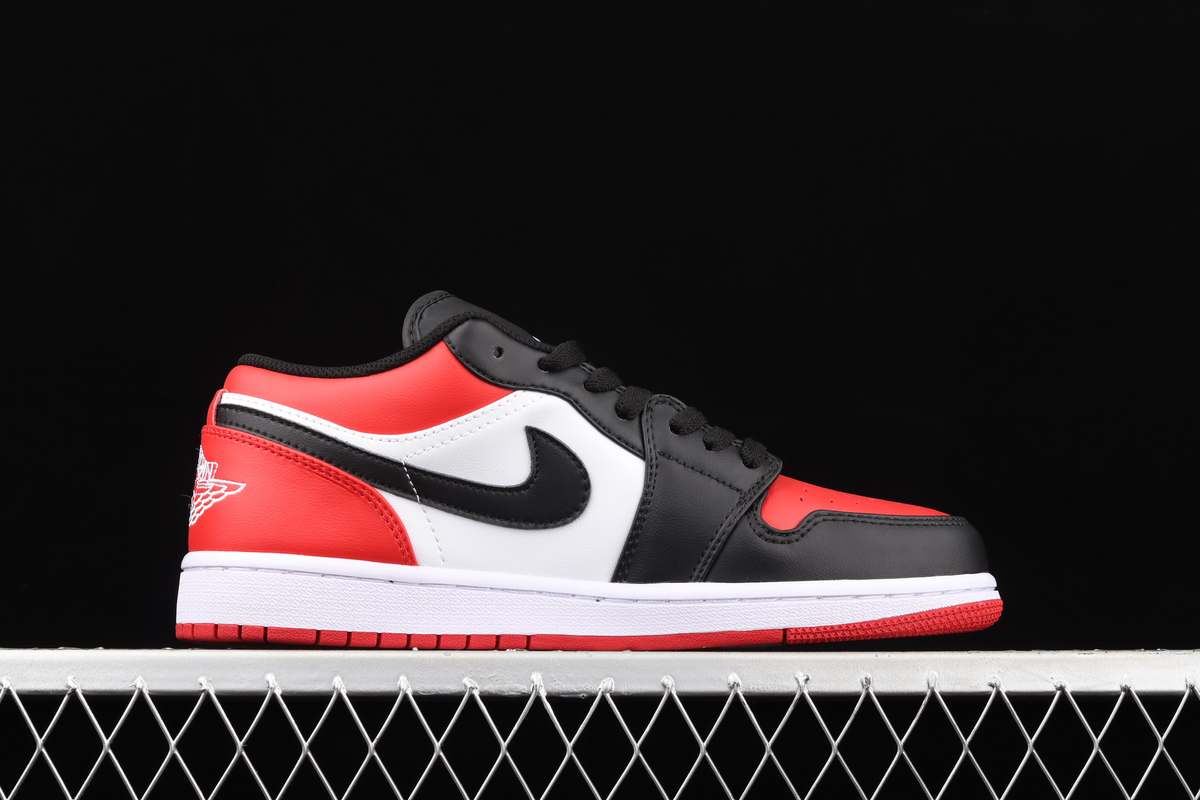 Air Jordan 1 Low “Bred Toe”