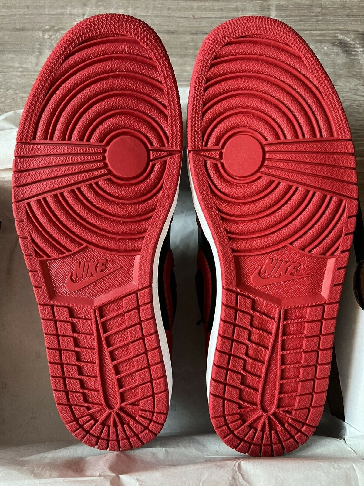 Jordan 1 Low 'Reverse Bred'