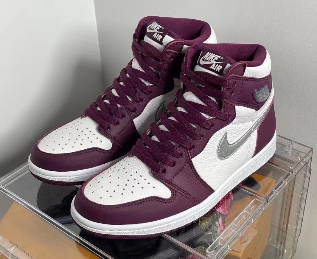 Jordan 1 Retro High OG Bordeaux