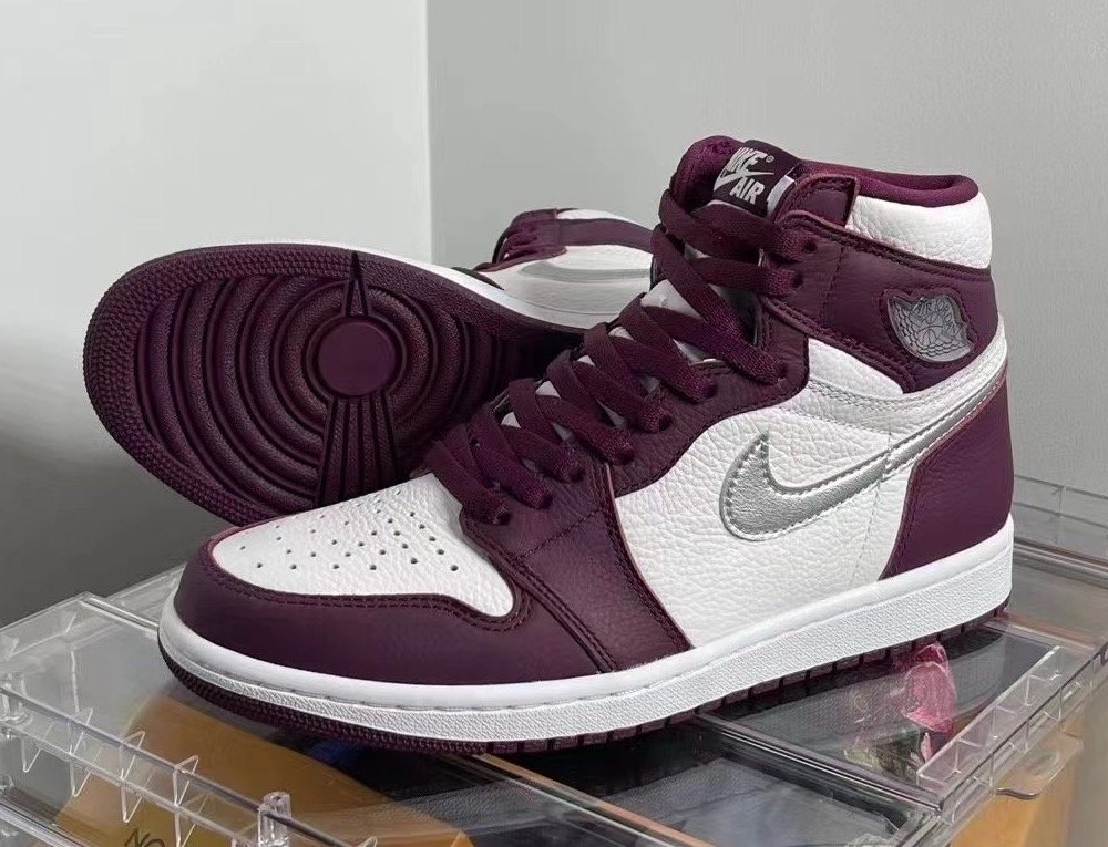 Jordan 1 Retro High OG Bordeaux