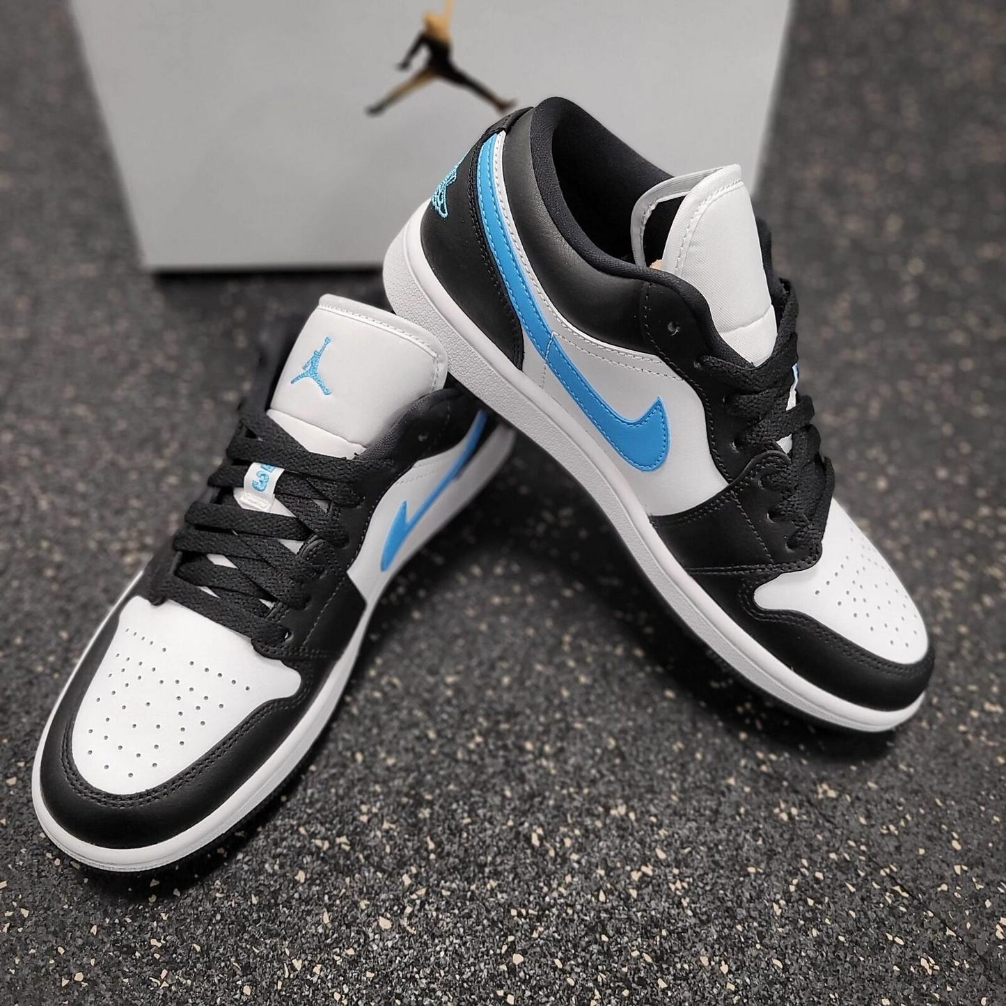 Jordan 1 Low Black University Blue White